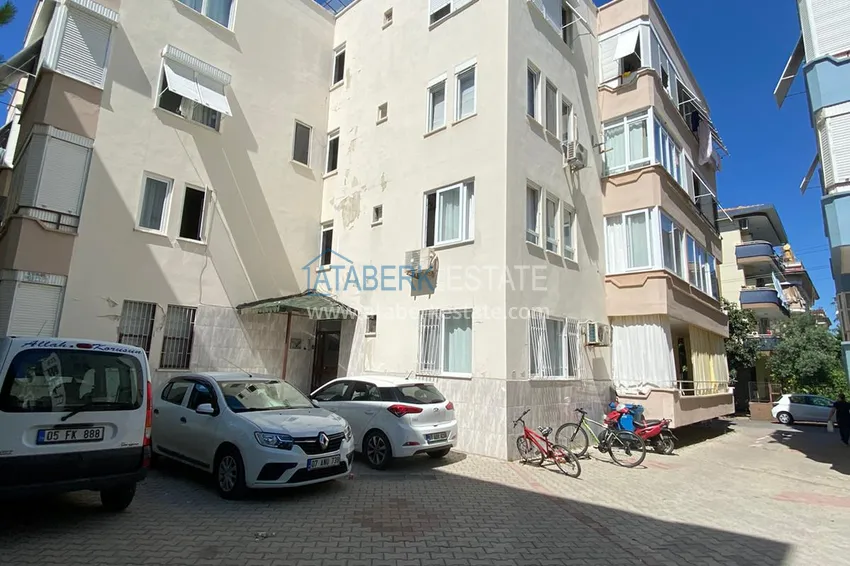 Trzypokojowe mieszkanie w centrum Alanyi w małym kompleksie mieszkalnym 2 