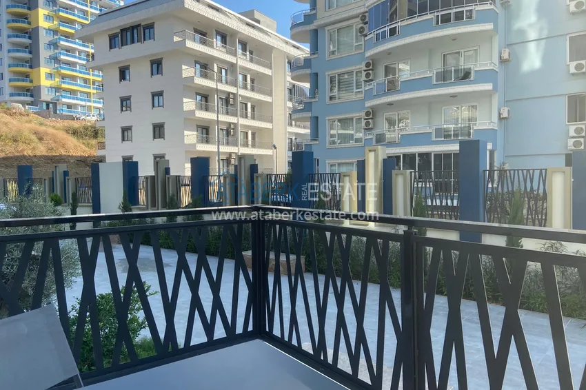 Kupuj  Jednopokojowe mieszkanie do wynajęcia krótkoterminowego w Mahmutlar — Alanya, w kompleksie hotelowym A3 8 