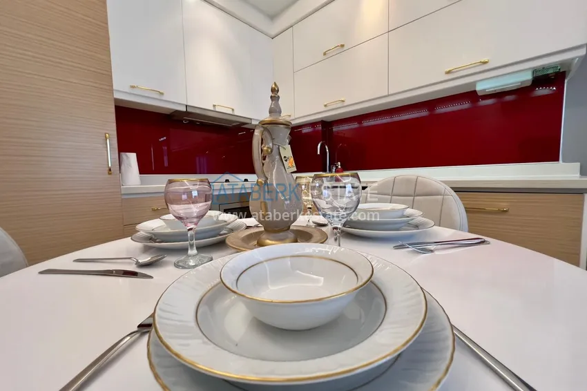 Kupuj Apartament 1+1 w Kestel nad brzegiem morza — z designerskim wnętrzem i przeszklonym balkonem 6 