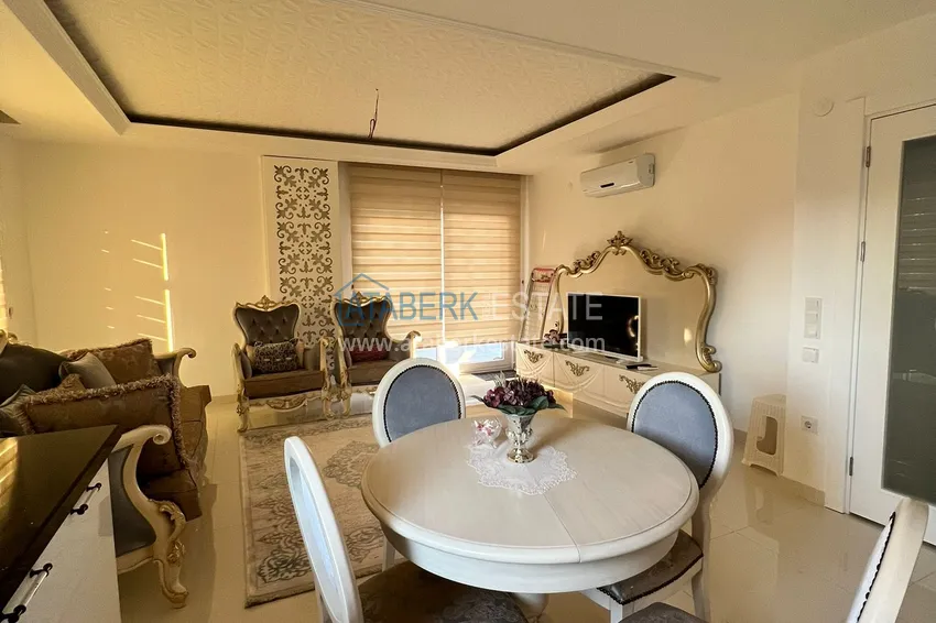 Kupuj  Umeblowany apartament 2+1 z widokiem na góry i morze, centrum Alanya Plaża Kleopatra 2 
