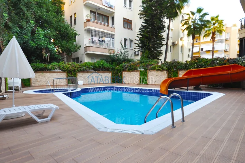 Apartament 1+1 w centrum Alanyi z pięknym wykończeniem - plaża Keykubat  2 