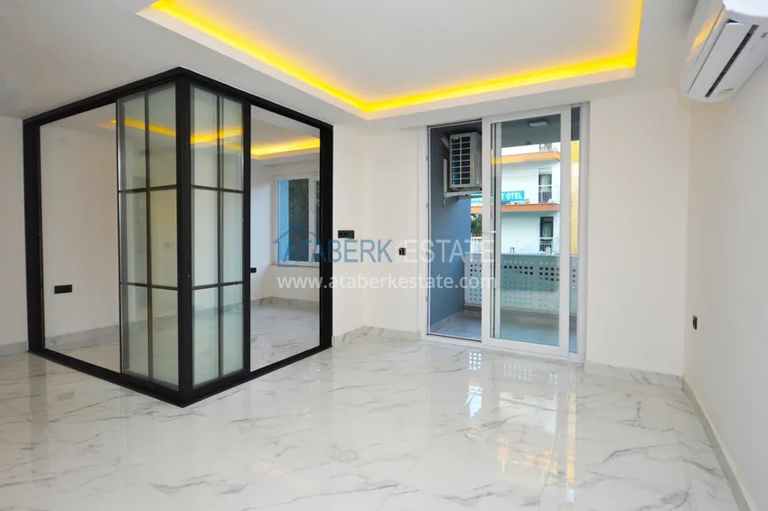 Kupuj  Apartament 1+1 w centrum Alanyi z pięknym wykończeniem - plaża Keykubat  2 
