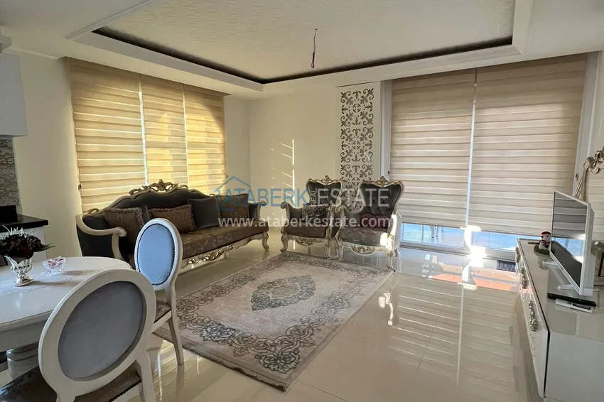 Kupuj  Umeblowany apartament 2+1 z widokiem na góry i morze, centrum Alanya Plaża Kleopatra 3 