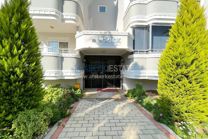 Apartament z dwiema sypialniami w Oba w komfortowym kompleksie 10 