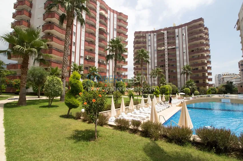 Apartament 3+1 z meblami, widokiem na góry i morze — Alanya, dzielnica Mahmutlar 2 