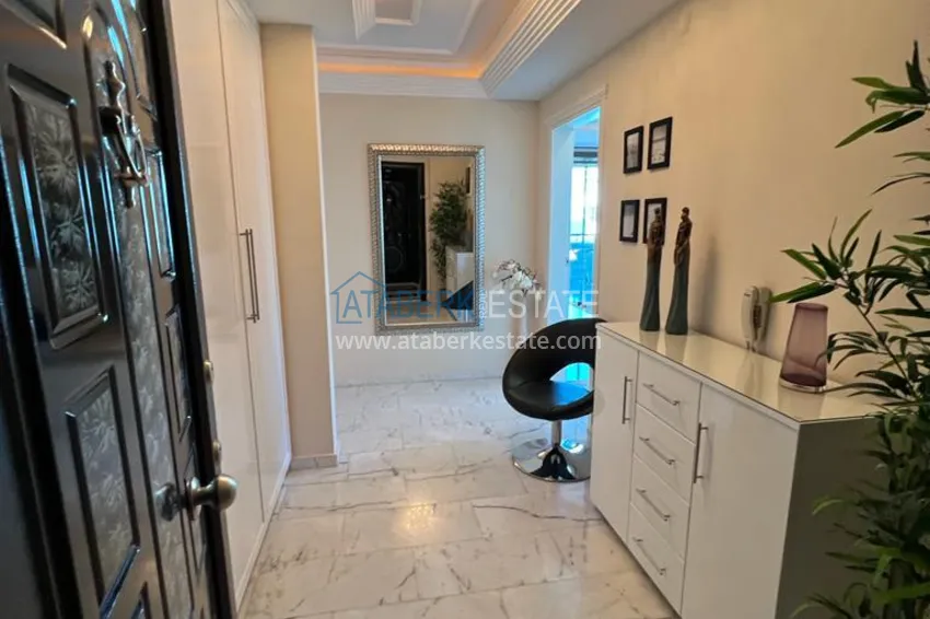 Kupuj  Stylowy panoramiczny penthouse 3+1 z nowoczesnym wnętrzem w Alanya, dzielnica Tosmur 1 