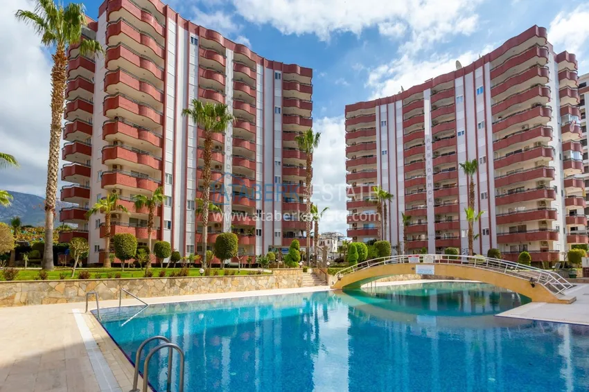 Apartament 3+1 z meblami, widokiem na góry i morze — Alanya, dzielnica Mahmutlar 1 