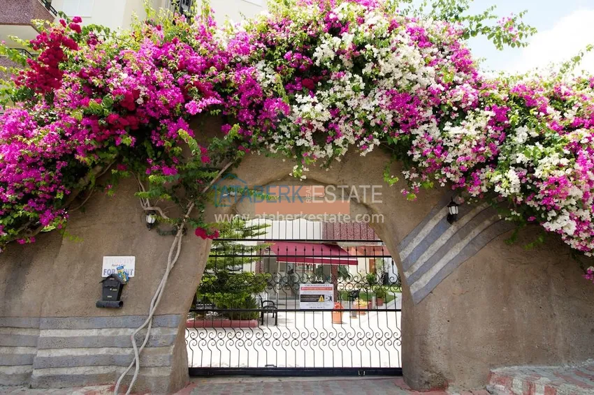 Apartament 3+1 z meblami, widokiem na góry i morze — Alanya, dzielnica Mahmutlar 5 
