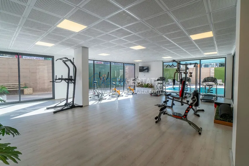 Dwupoziomowy penthouse 2+1 z meblami w obszarze otwartym na zezwolenia na pobyt, centrum Alanya 10 