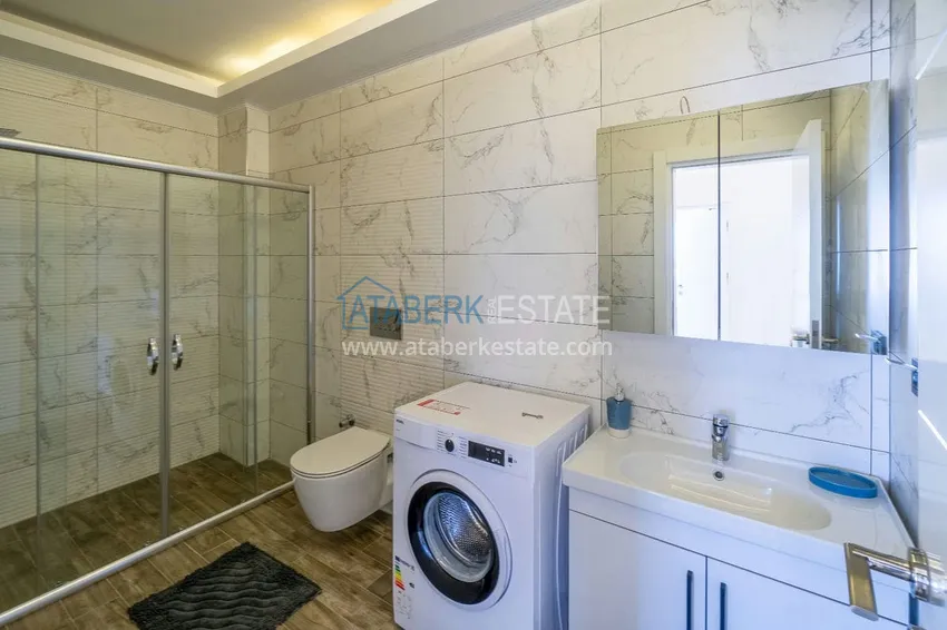 Kupuj  Dwupoziomowy penthouse 2+1 z meblami w obszarze otwartym na zezwolenia na pobyt, centrum Alanya 10 