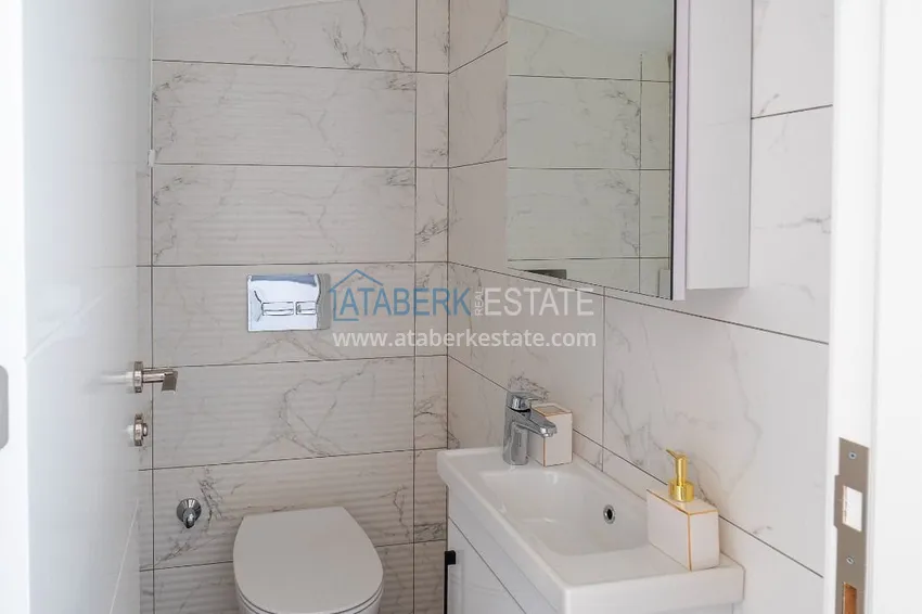 Kupuj  Dwupoziomowy penthouse 2+1 z meblami w obszarze otwartym na zezwolenia na pobyt, centrum Alanya 13 