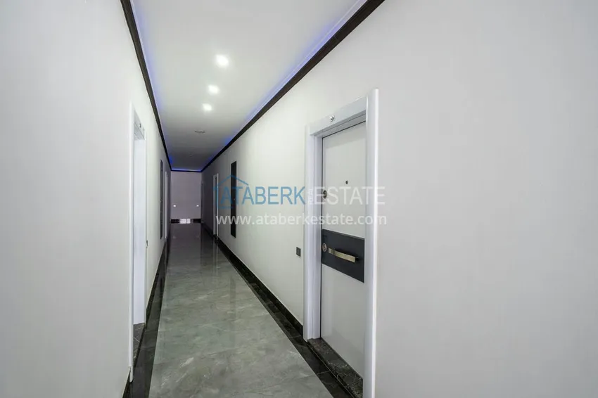 Dwupoziomowy penthouse 2+1 z meblami w obszarze otwartym na zezwolenia na pobyt, centrum Alanya 14 