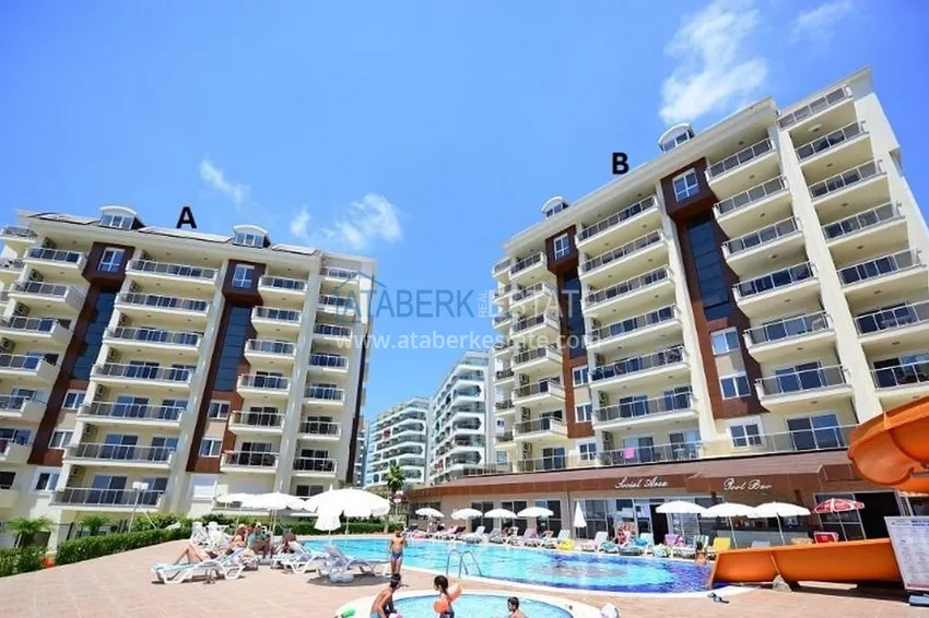 Umeblowany apartament z jedną sypialnią z bonusem od właściciela w kompleksie z prywatną plażą, dzielnica Avsallar — Alanya 3 