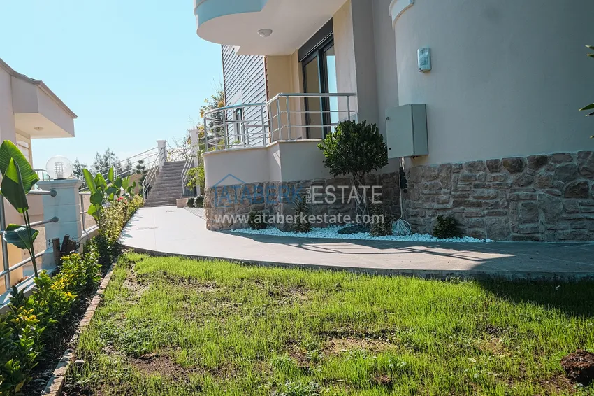 Prywatna dwupiętrowa willa z bajecznym widokiem — Alanya, dzielnica Tepe 5 
