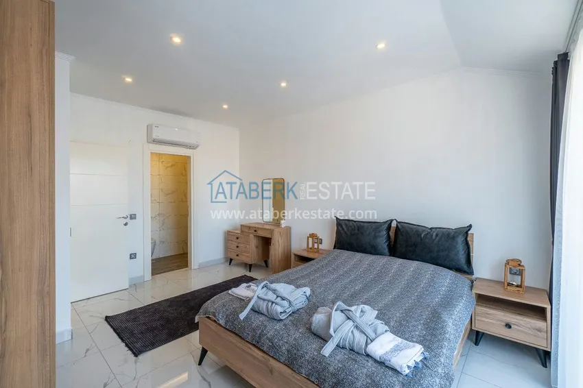 Kupuj  Dwupoziomowy penthouse 2+1 z meblami w obszarze otwartym na zezwolenia na pobyt, centrum Alanya 7 