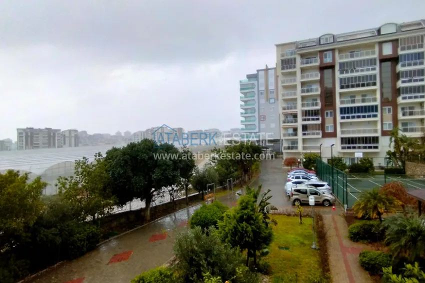 Kupuj  Umeblowany apartament z jedną sypialnią z bonusem od właściciela w kompleksie z prywatną plażą, dzielnica Avsallar — Alanya 8 