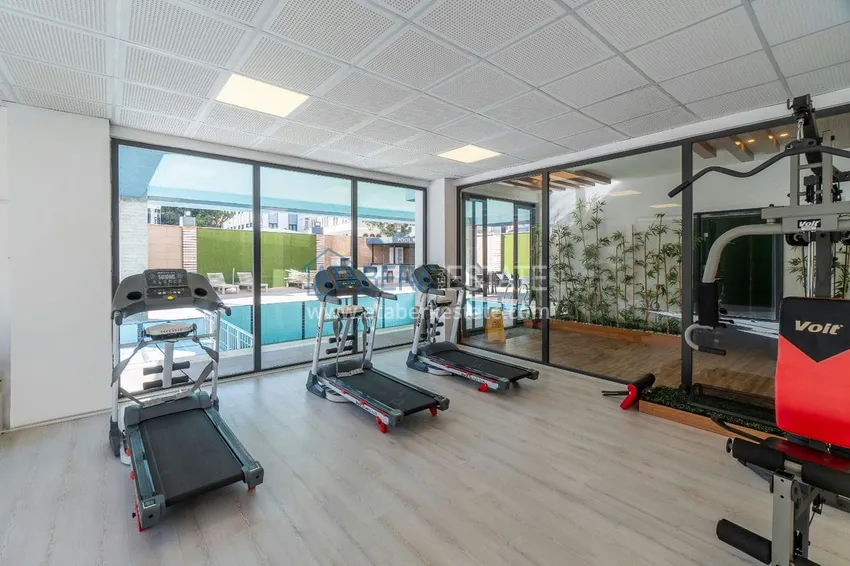 Dwupoziomowy penthouse 2+1 z meblami w obszarze otwartym na zezwolenia na pobyt, centrum Alanya 9 