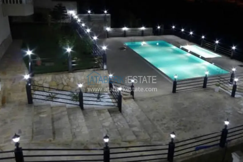 3+1 umeblowany penthouse z widokiem na morze w kompleksie z infrastrukturą, dzielnica Akdam — Alanya  4 