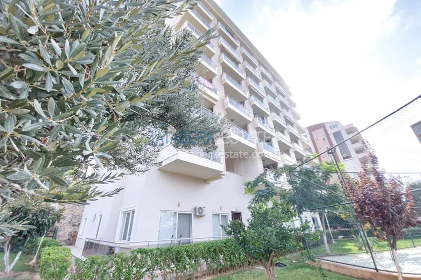 Dwupoziomowy penthouse umeblowany w komfortowej rezydencji - dzielnica Avsallar 6 