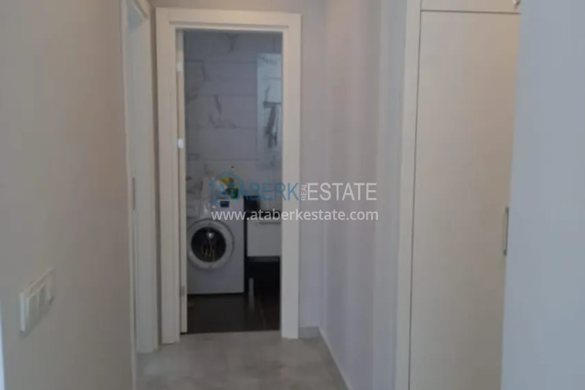 Kupuj  Pilna sprzedaż! 1+1 umeblowane mieszkanie w nowoczesnym kompleksie, dzielnica Mahmutlar — Alanya  4 