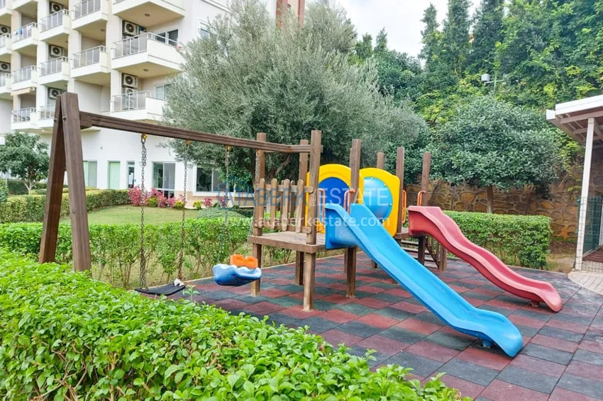 Dwupoziomowy penthouse umeblowany w komfortowej rezydencji - dzielnica Avsallar 8 