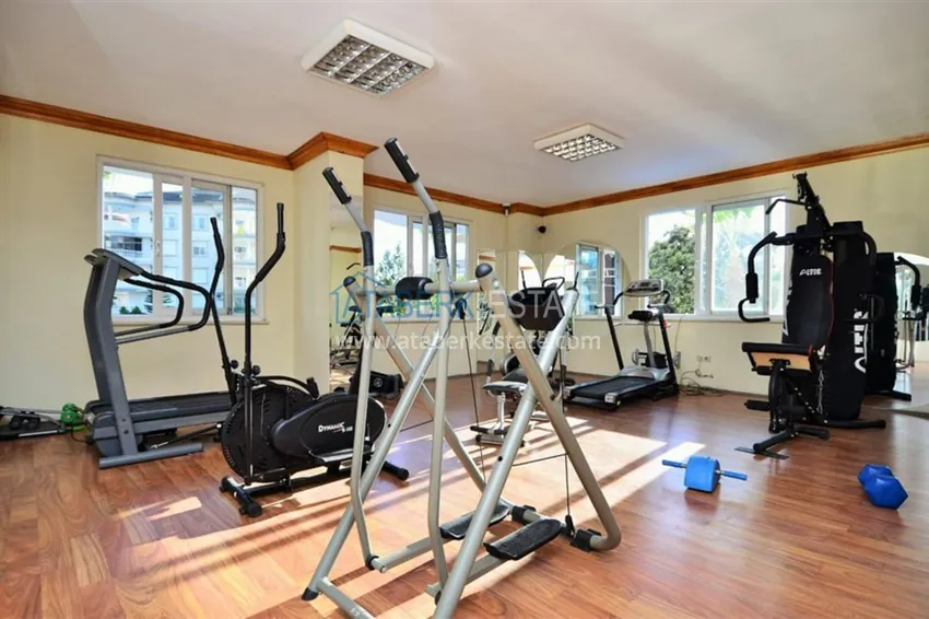 Apartament 2+1 z meblami i przeszklonym balkonem w dzielnicy Alanya - Cikcilli  14 