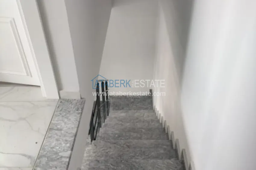 Kupuj  Dwupoziomowy penthouse 2+1 częściowo umeblowany z widokiem na morze, dzielnica Oba - Alanya. Nadaje się do zezwolenia na pobyt! 18 