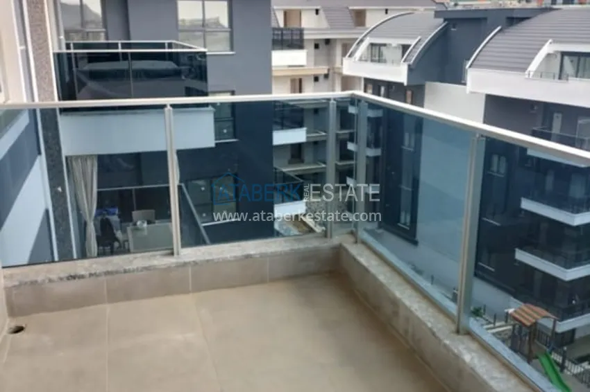 Kupuj  Dwupoziomowy penthouse 2+1 częściowo umeblowany z widokiem na morze, dzielnica Oba - Alanya. Nadaje się do zezwolenia na pobyt! 19 