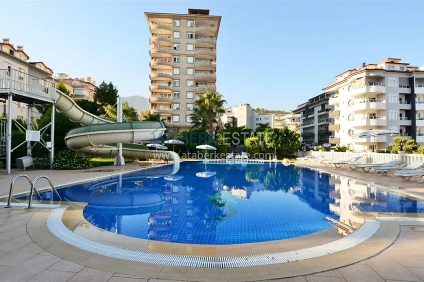 Apartament 2+1 z meblami i przeszklonym balkonem w dzielnicy Alanya - Cikcilli  1 