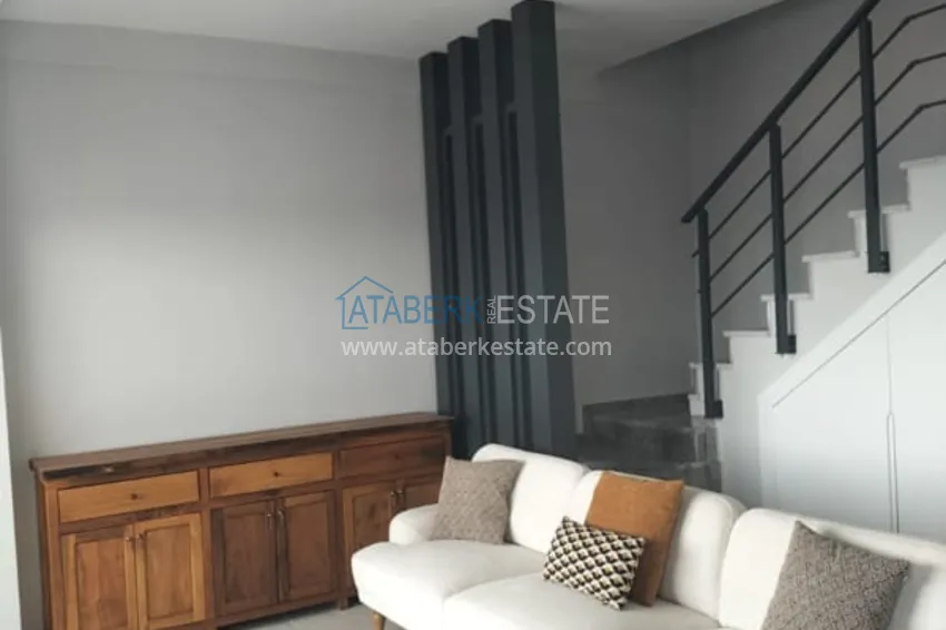 Kupuj  Dwupoziomowy penthouse 2+1 częściowo umeblowany z widokiem na morze, dzielnica Oba - Alanya. Nadaje się do zezwolenia na pobyt! 3 