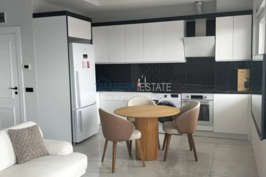 Kupuj  Dwupoziomowy penthouse 2+1 częściowo umeblowany z widokiem na morze, dzielnica Oba - Alanya. Nadaje się do zezwolenia na pobyt! 5 