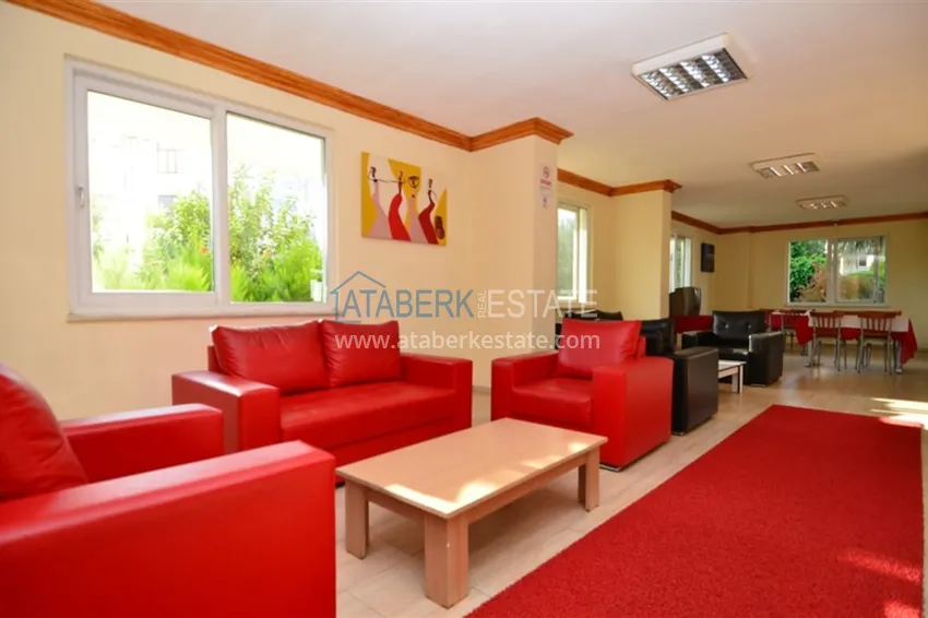 Apartament 2+1 z meblami i przeszklonym balkonem w dzielnicy Alanya - Cikcilli  9 