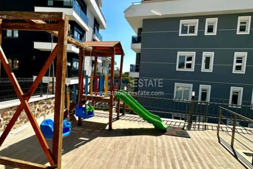 Dwupoziomowy penthouse 2+1 częściowo umeblowany z widokiem na morze, dzielnica Oba - Alanya. Nadaje się do zezwolenia na pobyt! 7 