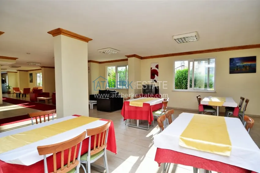Apartament 2+1 z meblami i przeszklonym balkonem w dzielnicy Alanya - Cikcilli  10 