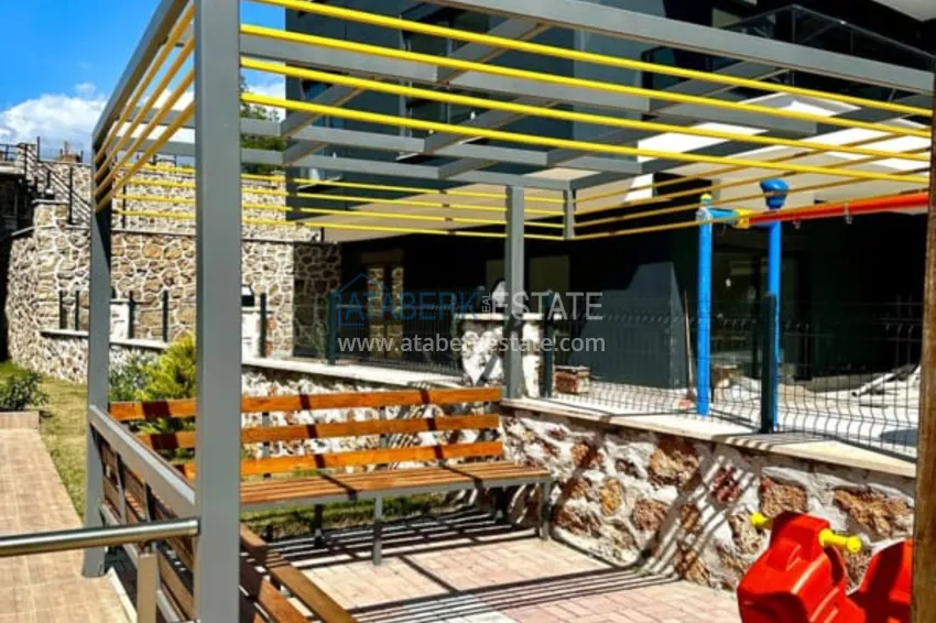 Dwupoziomowy penthouse 2+1 częściowo umeblowany z widokiem na morze, dzielnica Oba - Alanya. Nadaje się do zezwolenia na pobyt! 9 