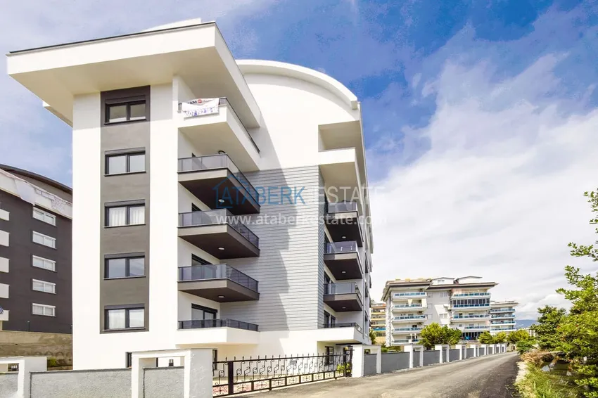 Apartament 1+1 w Alanyi, dzielnica Oba - z nowymi meblami i widokiem na góry  9 