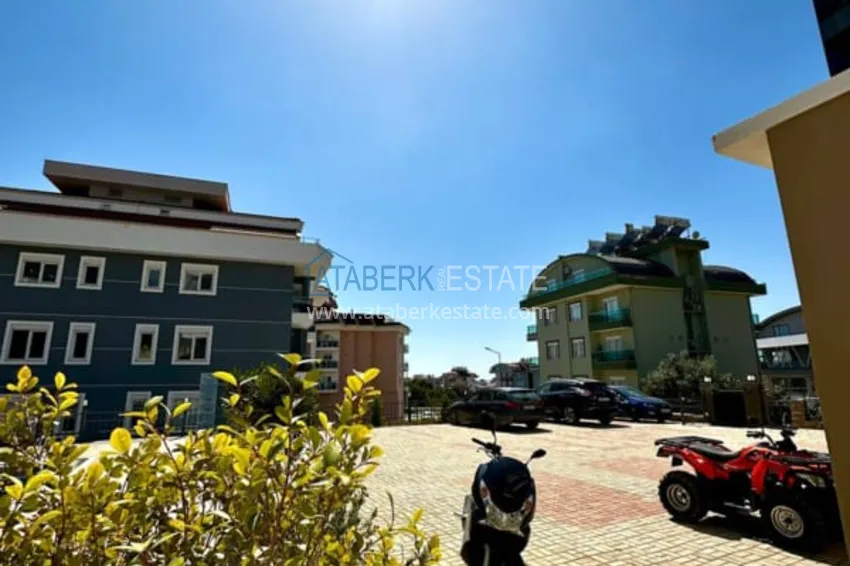 Dwupoziomowy penthouse 2+1 częściowo umeblowany z widokiem na morze, dzielnica Oba - Alanya. Nadaje się do zezwolenia na pobyt! 10 
