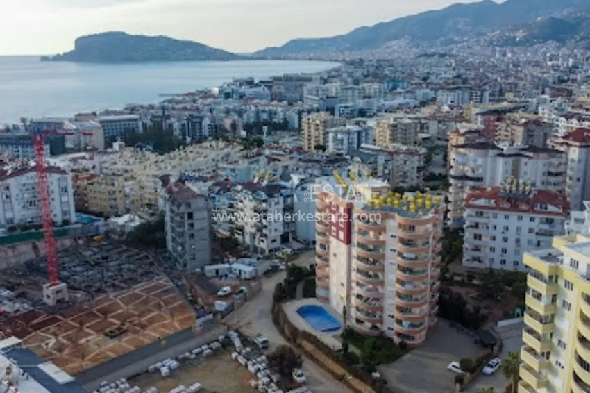 Apartament 2+1 z meblami i widokiem na góry zaledwie 350 metrów od morza, dzielnica Tosmur — Alanya 1 