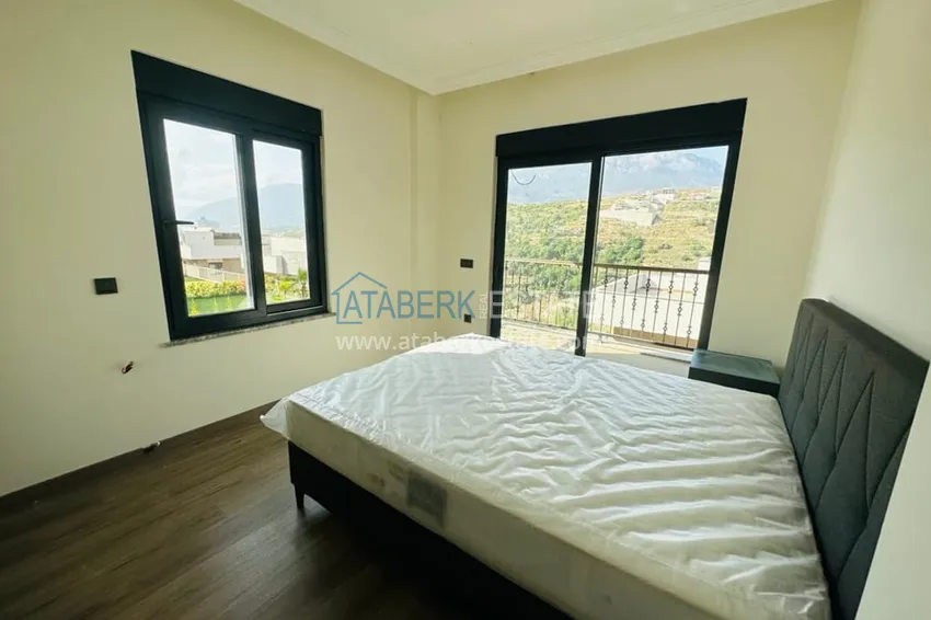 Kupuj Wynajmij willę bliźniacą w wiosce wiejskiej — dzielnica Alanya Kargicak nr 53 12 
