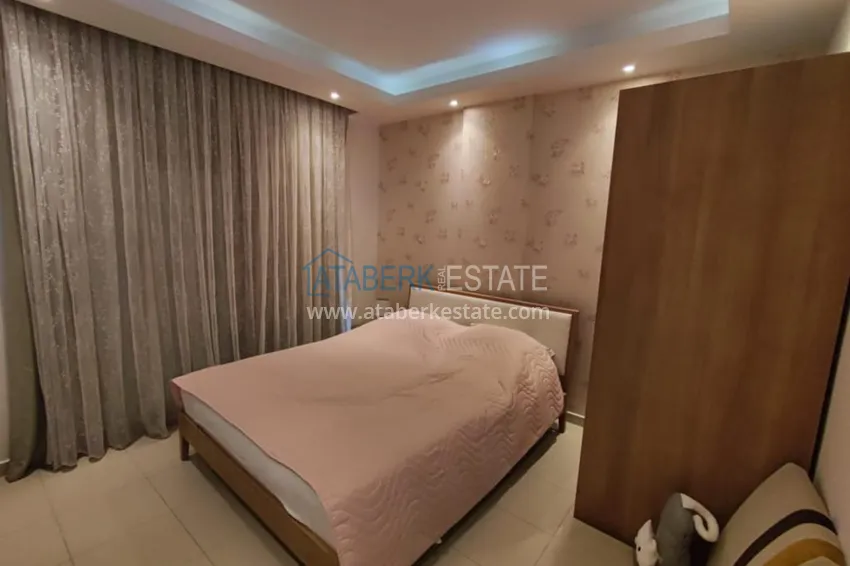 Kupuj  Dwupoziomowy penthouse 5+1 w centrum plaży Alanya Kleopatra 15 