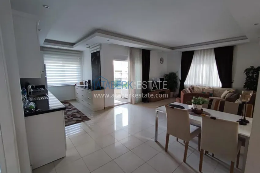 Kupuj  Dwupoziomowy penthouse 5+1 w centrum plaży Alanya Kleopatra 2 