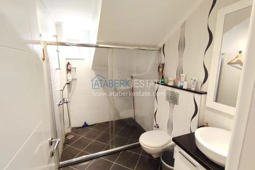 Kupuj  Dwupoziomowy penthouse 5+1 w centrum plaży Alanya Kleopatra 22 