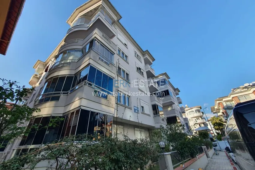 Apartament z 2 sypialniami w Oba z bocznym widokiem na morze  3 