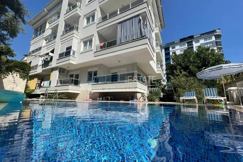 Dwupoziomowy penthouse 5+1 w centrum plaży Alanya Kleopatra 2 
