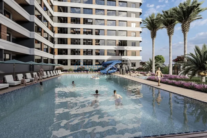 Nowy, komfortowy kompleks mieszkaniowy w budowie w dzielnicy Tomuk-Mersin 4