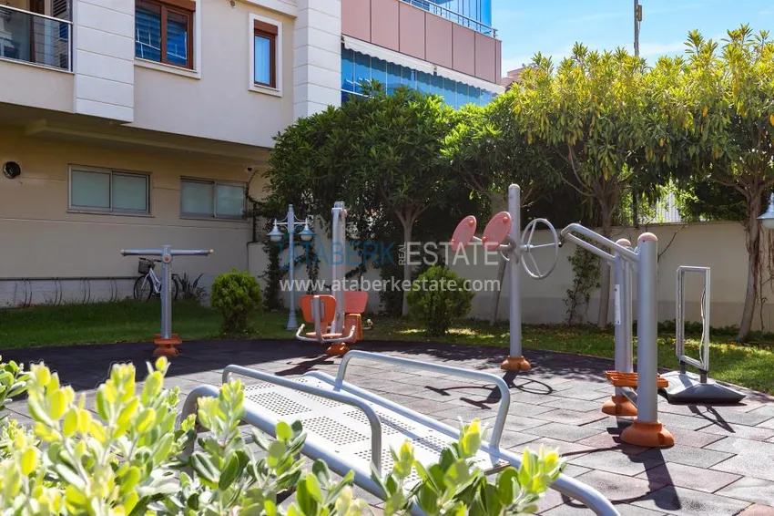 Umeblowany apartament 2+1 z przeszklonym balkonem w prestiżowym kompleksie - Oba, Alanya 12 