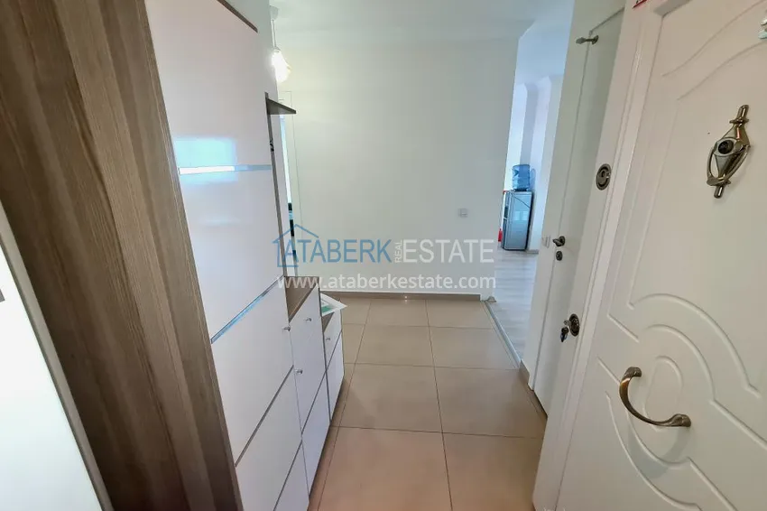Kupuj  Umeblowany apartament 2+1 z przeszklonym balkonem w prestiżowym kompleksie - Oba, Alanya 1 