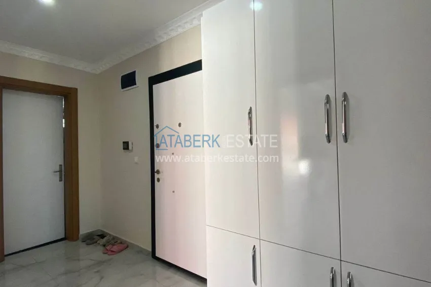 Kupuj  Przestronny dwupoziomowy penthouse z 3 sypialniami i meblami w Gazipasa 3 