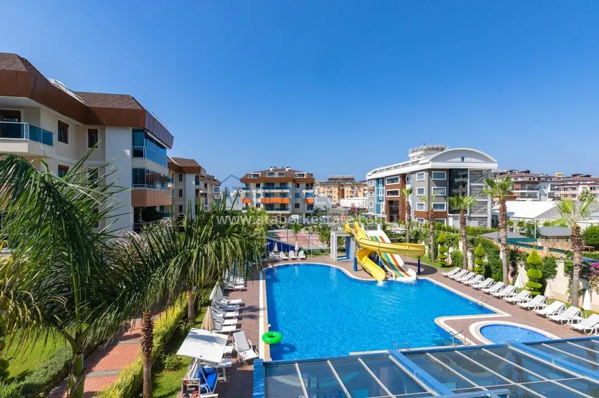 Umeblowany apartament 2+1 z przeszklonym balkonem w prestiżowym kompleksie - Oba, Alanya 2 