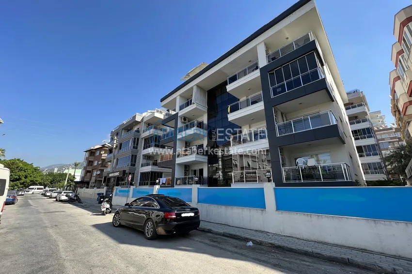 Umeblowany apartament z jedną sypialnią 300 metrów od morza - centrum Alanyi, plaża Kleopatra  2 